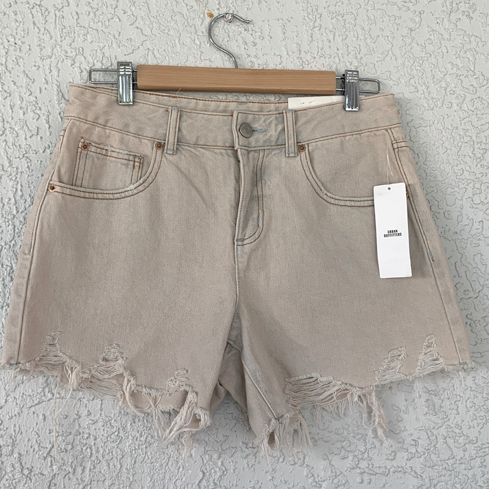 BDG Urban Outfitters a-line distressed shorts size 26